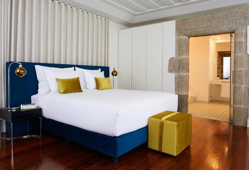 מיטת קינג בסוויטה, Convento Do Seixo Boutique Hotel & Spa