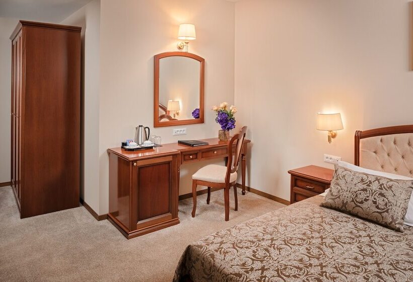 수피리어 룸, Cvita