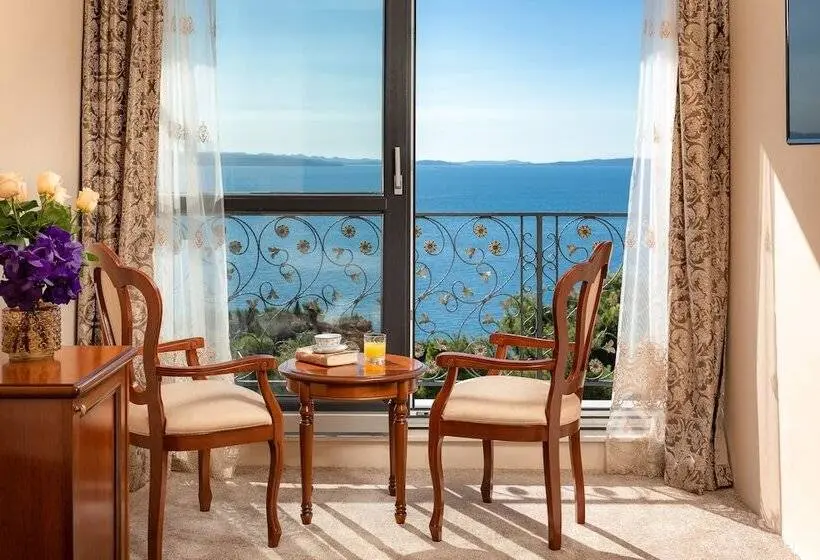 Junior Suite Widok Morze, Cvita