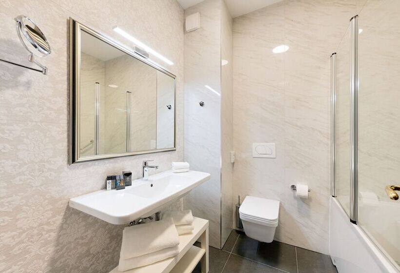 스탠다드 싱글 룸, Cvita