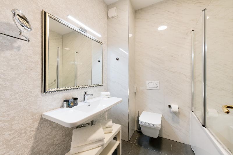 스탠다드 싱글 룸, Cvita