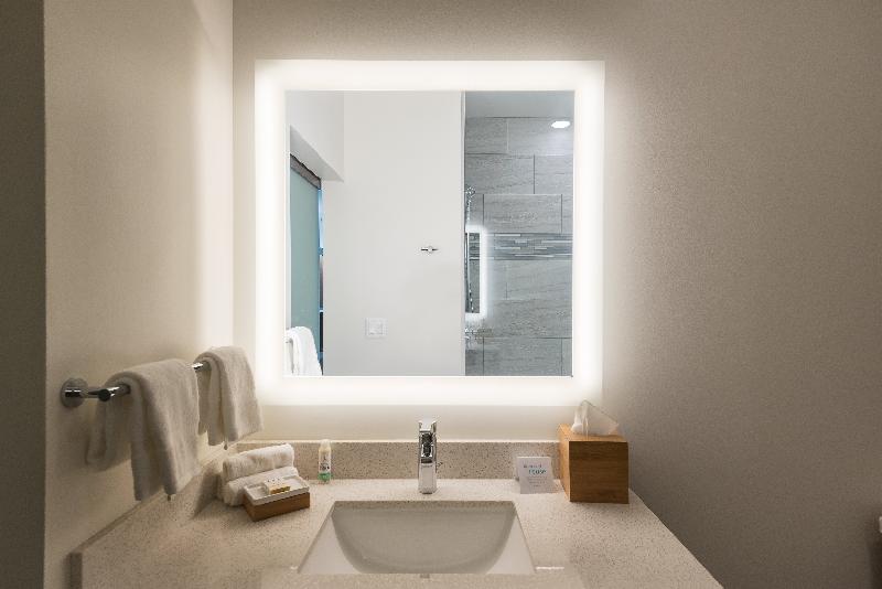 غرفة قياسية سرير كينج, Even Hotel Miami   Airport, An Ihg