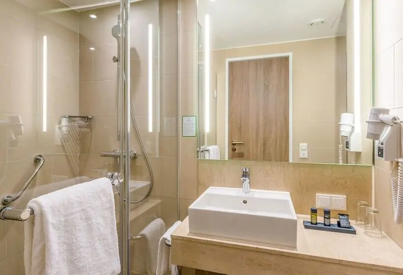 ダブルベッドスタンダードルーム, Holiday Inn Munich   City East, An Ihg