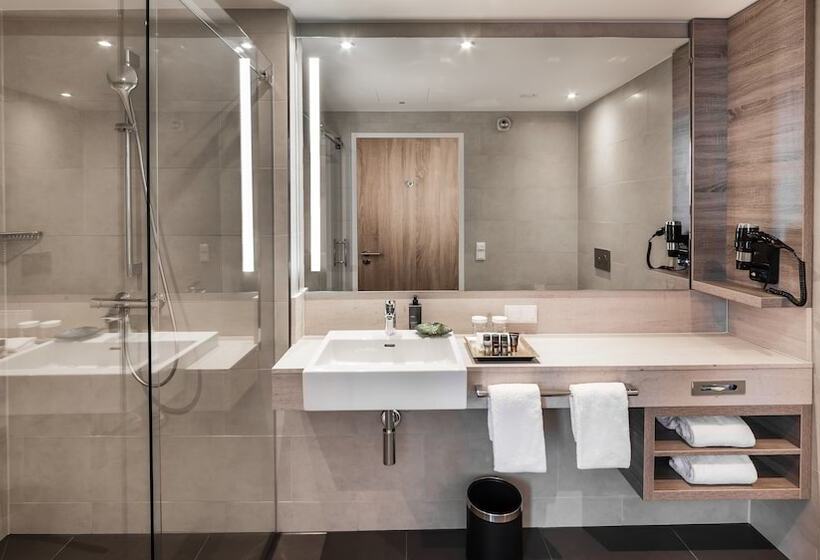 Номер Премиум, Holiday Inn Munich   City East, An Ihg