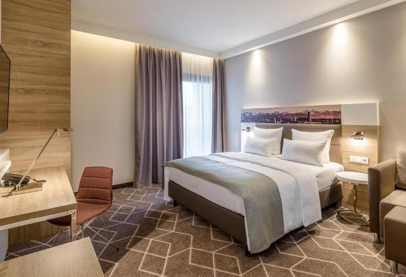 חדר סטנדרט מיטה זוגית, Holiday Inn Munich   City East, An Ihg