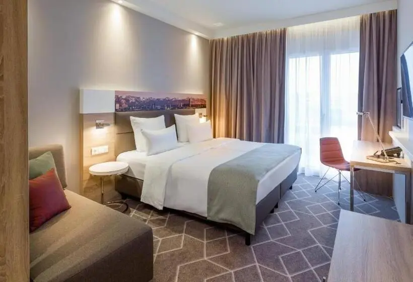 キングサイズベッドのスタンダードルーム, Holiday Inn Munich   City East, An Ihg