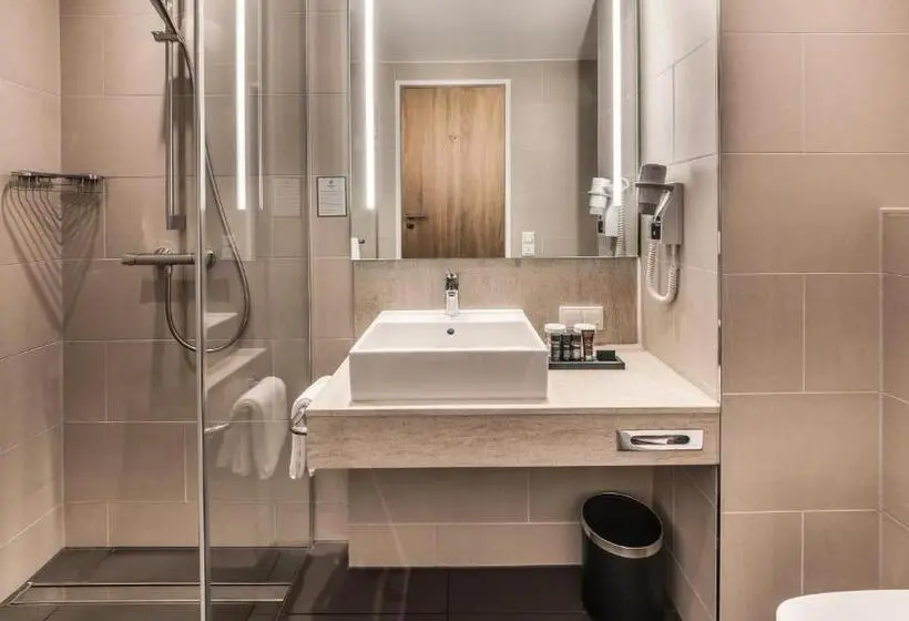 キングサイズベッドのスタンダードルーム, Holiday Inn Munich   City East, An Ihg