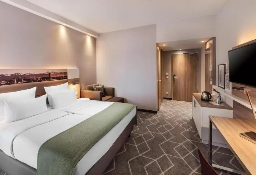 身障者適用クイーンサイズベッドルーム, Holiday Inn Munich   City East, An Ihg