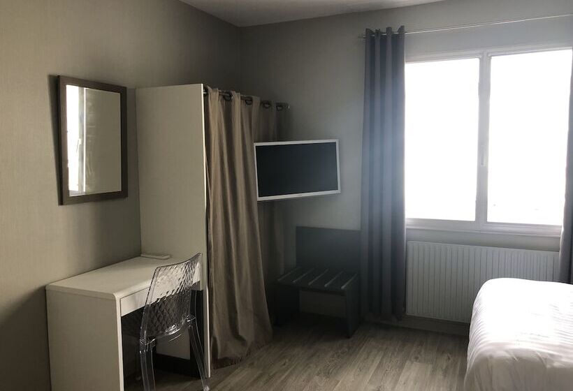 四人标准间, Hôtel L Embarcadère