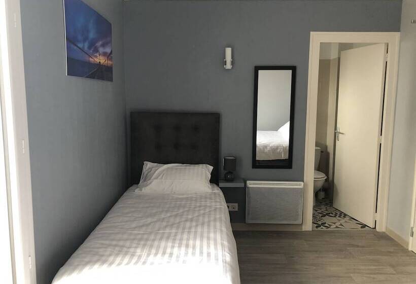 标准三人间, Hôtel L Embarcadère