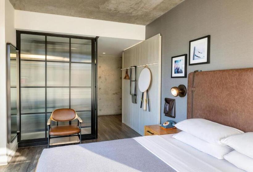 스탠다드 룸 킹사이즈 침대, Moxy Washington, Dc Downtown