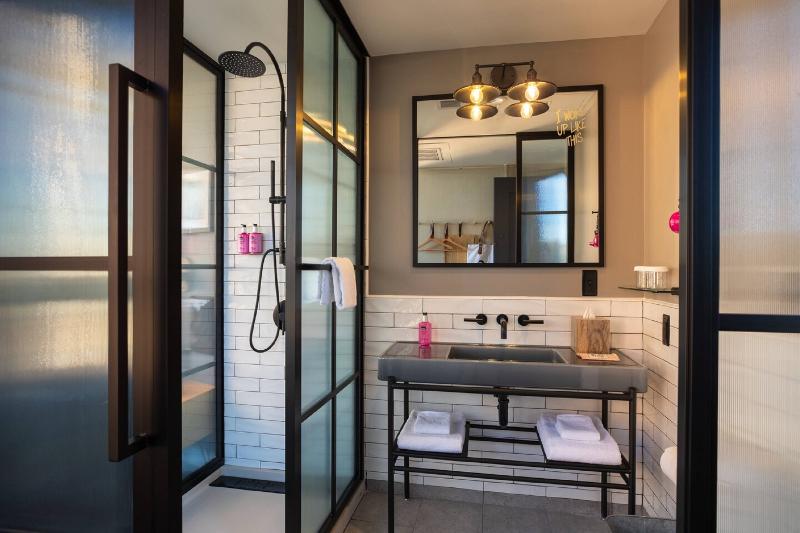 스탠다드 룸 2층 침대, Moxy Washington, Dc Downtown