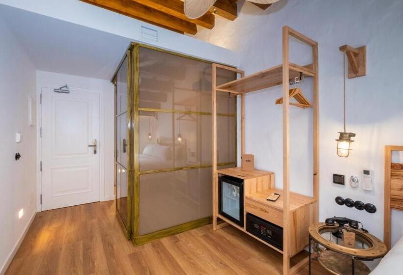 스위트 킹사이즈 침대, Nao Catedral Boutique