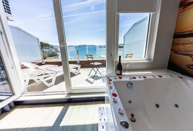 디럭스 룸, Playa de Camariñas