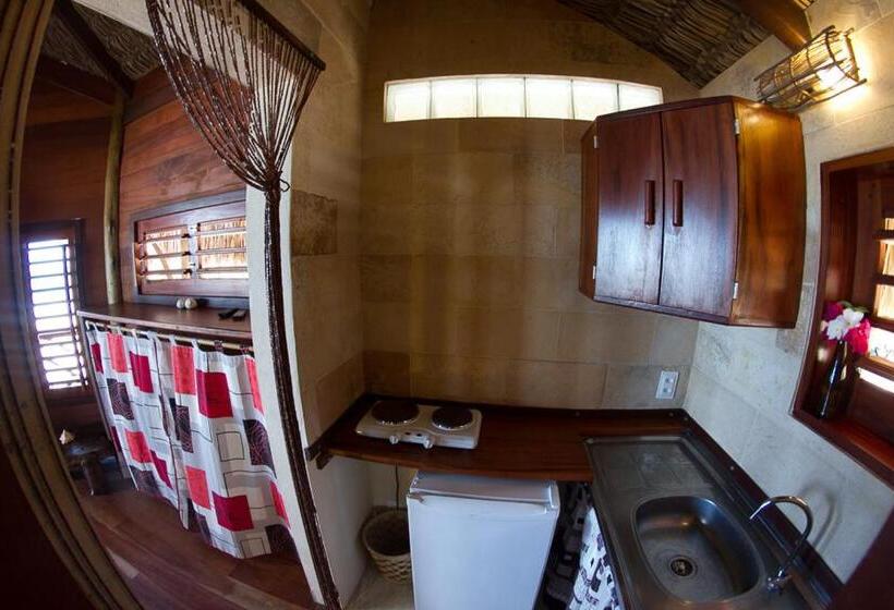 بنجلو قياسى, Pousada Lacula