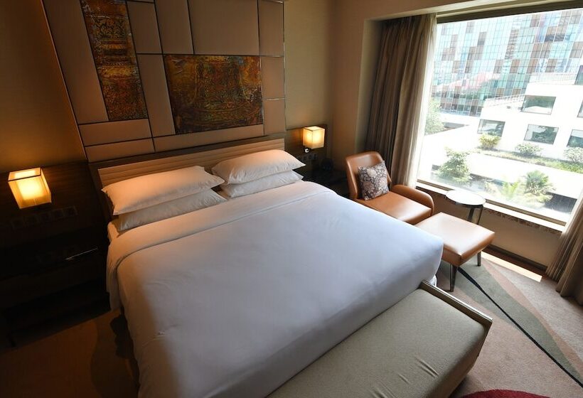 غرفة قياسية سرير مزدوج, Sheraton Grand Bengaluru Whitefield Hotel & Convention Center