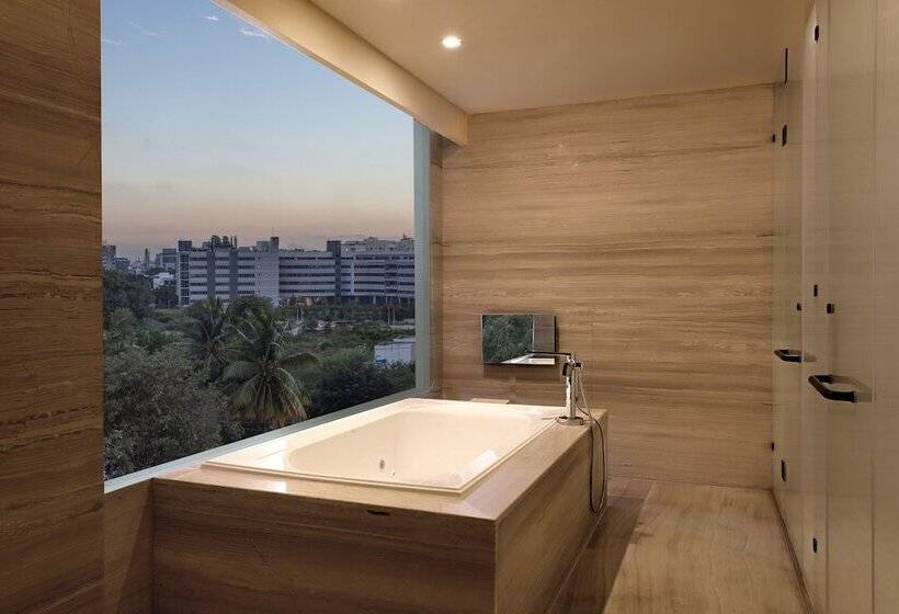 总统套房, Sheraton Grand Bengaluru Whitefield Hotel & Convention Center