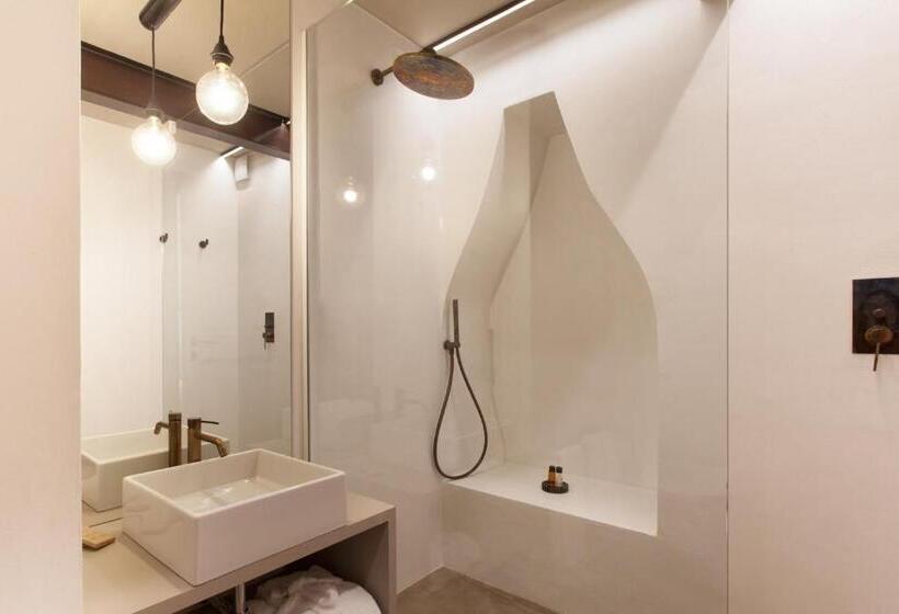 غرفة قياسية, Terra Di Gradara