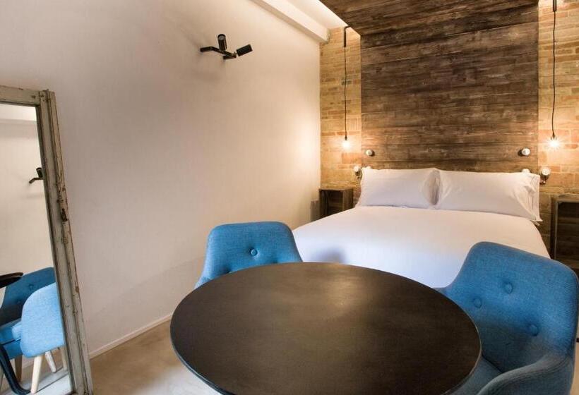 غرفة ديلوكس, Terra Di Gradara