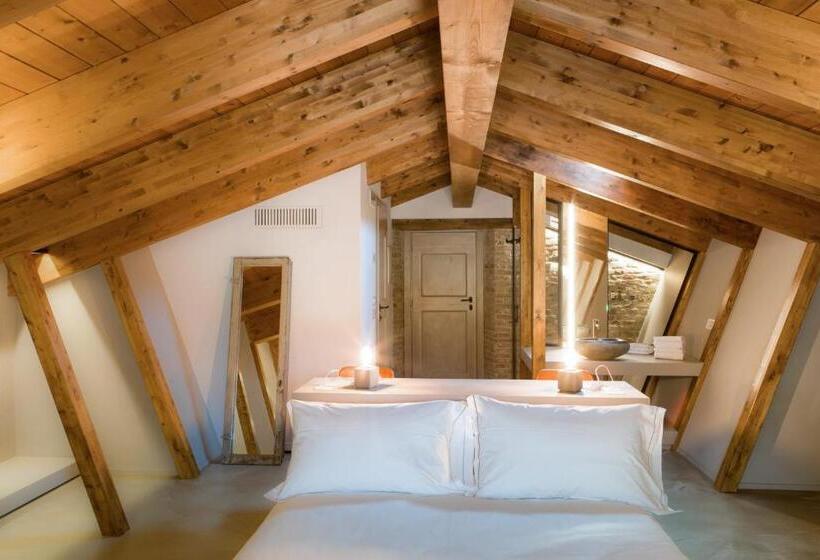 جناح سوبيريور, Terra Di Gradara