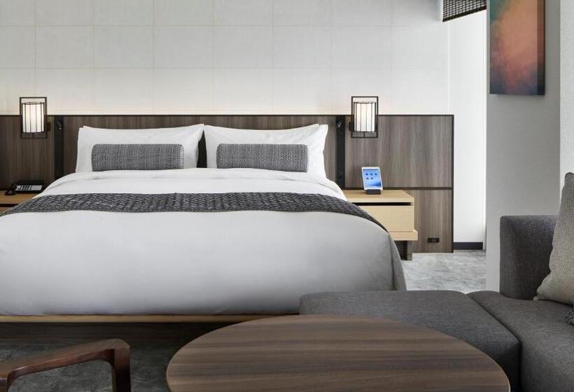 اتاق لوکس با تخت بزرگ, The Thousand Kyoto