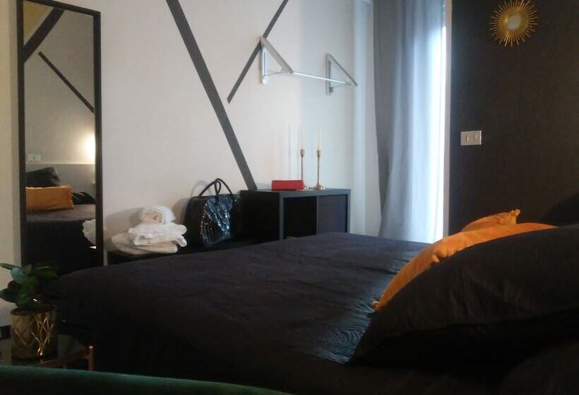 חדר אקונומי, Wuhostel