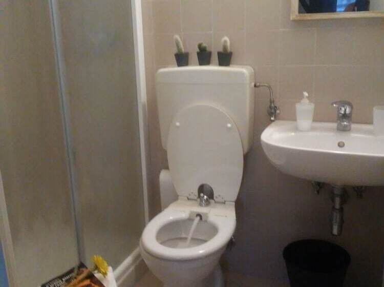 חדר סטנדרט עם מרפסת, Wuhostel