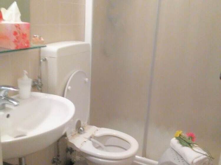Номер Стандарт с Балконом, Wuhostel