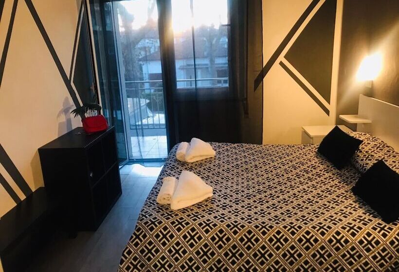 חדר סטנדרט עם מרפסת, Wuhostel