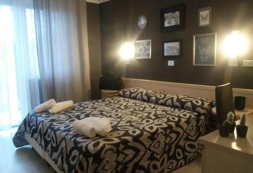 Pokój Standard z Balkonem, Wuhostel