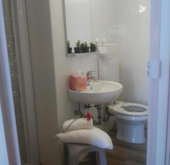 חדר סטנדרט עם מרפסת, Wuhostel