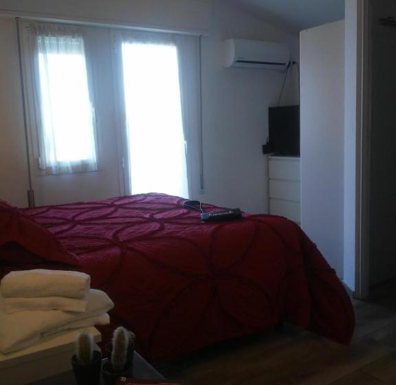 חדר סטנדרט עם מרפסת, Wuhostel