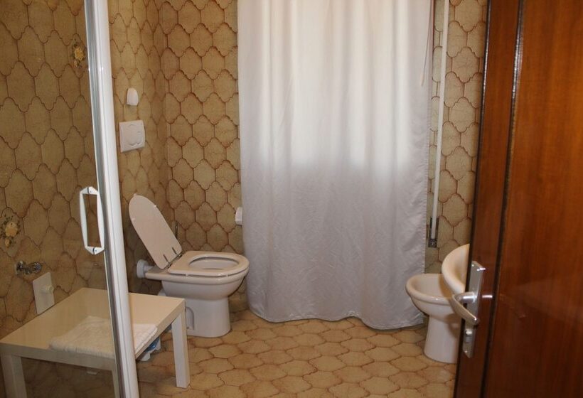 חדר סטנדרט חדר אמבטיה משותף, B&b Airport Venice Diego