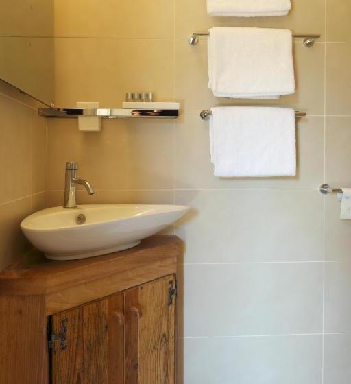 חדר סופריור לארבעה, Bed & Wellness Fisterre