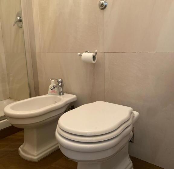 اتاق لوکس سه تخته, Beb Mariafrancesca