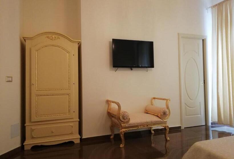 اتاق لوکس سه تخته, Beb Mariafrancesca