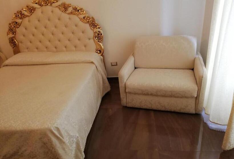 اتاق لوکس چهار تخته, Beb Mariafrancesca