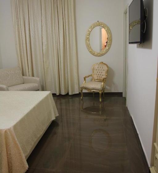 اتاق لوکس چهار تخته, Beb Mariafrancesca