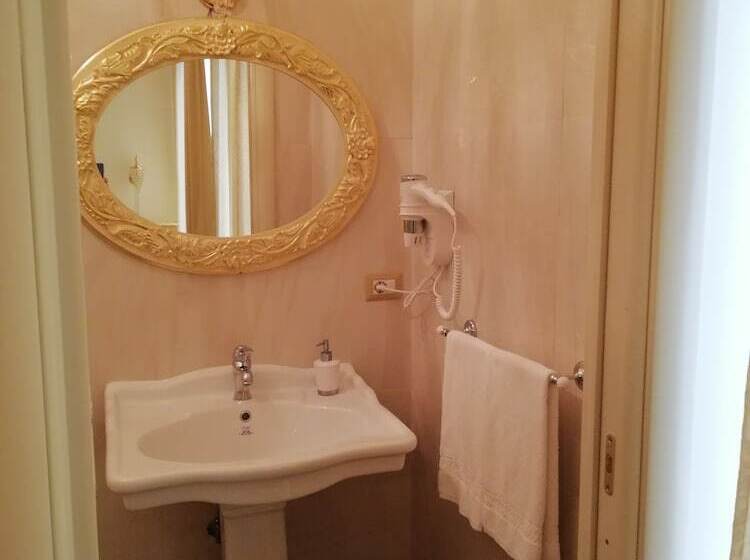 اتاق استاندارد با تخت بزرگ, Beb Mariafrancesca