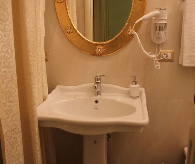 اتاق لوکس چهار تخته, Beb Mariafrancesca