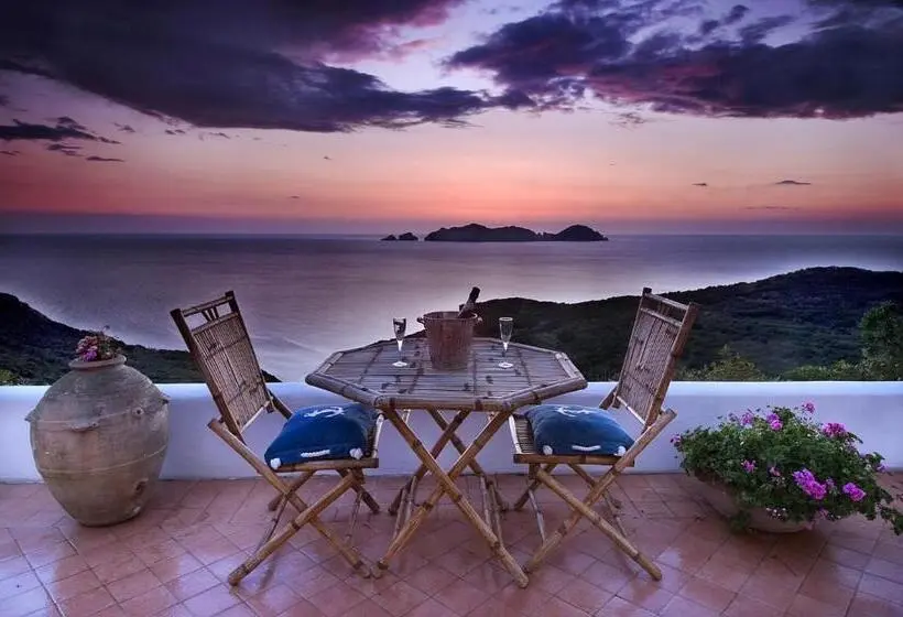 Triple Room Sea View, Guest House Villa Il Gabbiano
