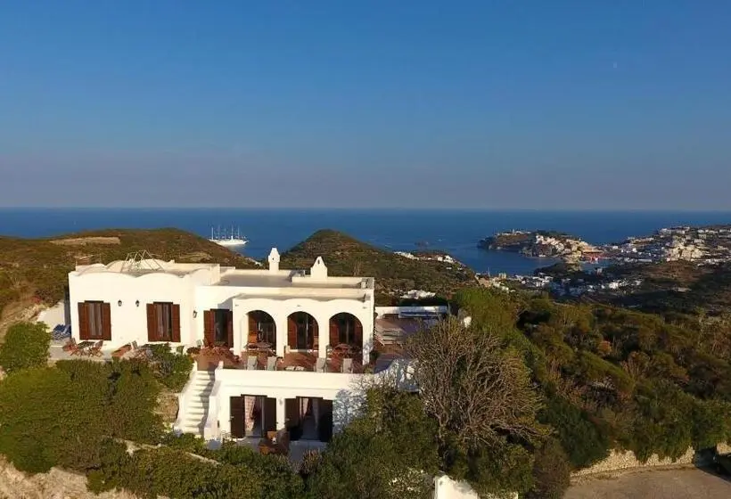 Triple Room Sea View, Guest House Villa Il Gabbiano