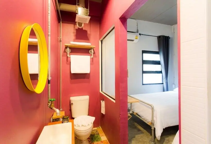 Chambre Standard, Bloo Hostel