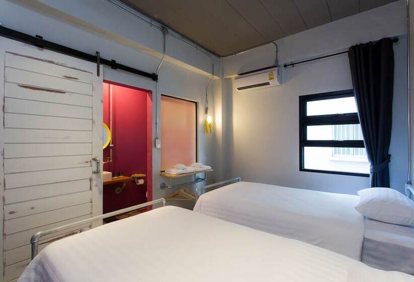 스탠다드 룸, Bloo Hostel
