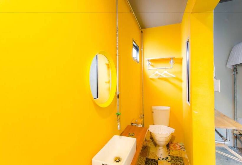 4인용 스탠다드 룸, Bloo Hostel