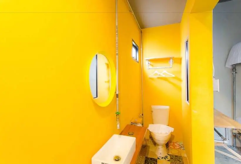 Chambre Quadruple Standard, Bloo Hostel