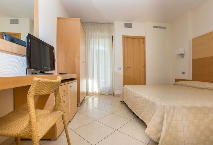 غرفة كومفورت, Gusmay Resort   Hotel Cala Del Turco