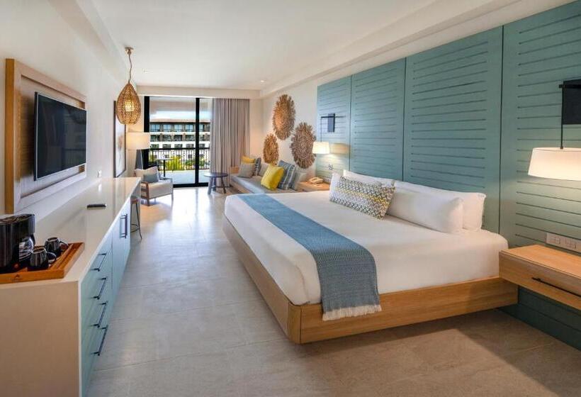 带大床的小型套房, Adults Only Club At Lopesan Costa Bávaro   All Inclusive