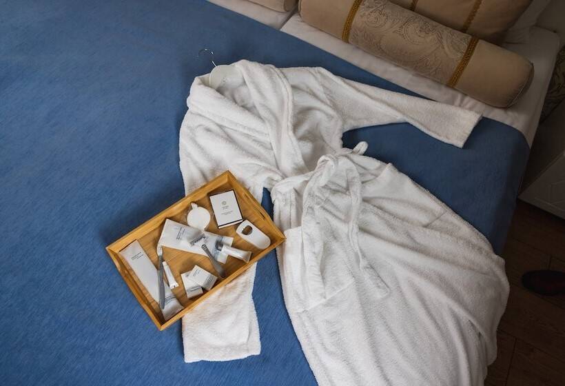 Номер Стандарт, Catherine Art