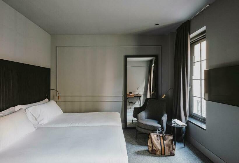 スタンダードルーム, El Moderne